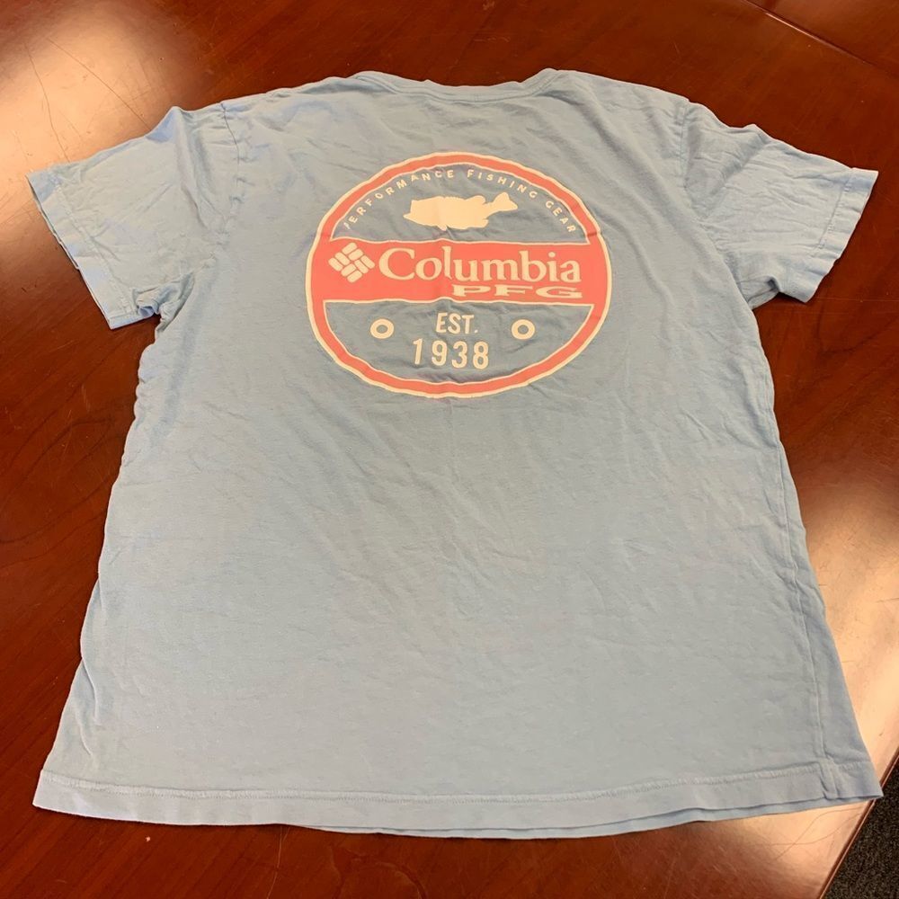 Columbia Light Blue PFG T-Shirt sz L - Picture 3 of 4